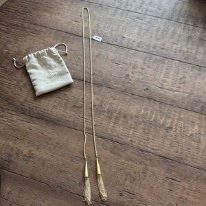 BNWT Kendra Scott gold tassel necklace